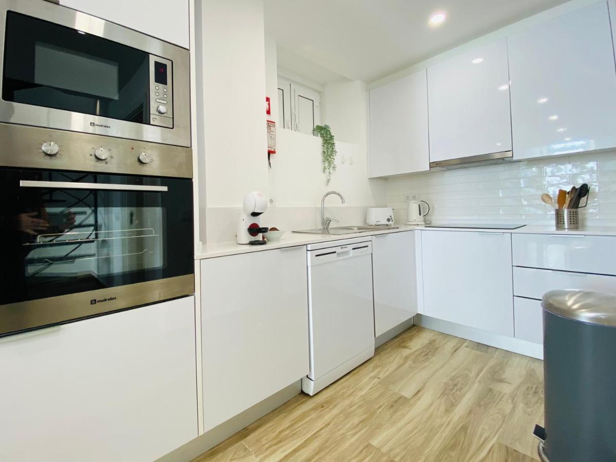 Tia Anica House I - Apartment With Terrace In Central Fuseta Beach Village Exterior photo